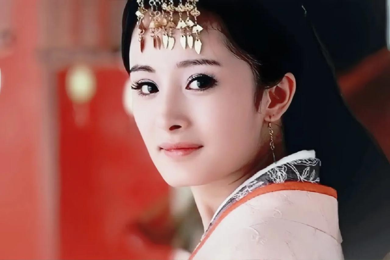 《美人心计》里雪鸢为啥没被吕后选中当家人子？其实答案很简单——她和窦漪房虽都是细