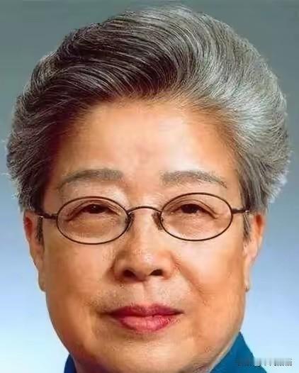 “铁娘子”吴仪一生未嫁，但她并不是独身主义者。她曾坦诚地说道：“我不是独身主义者