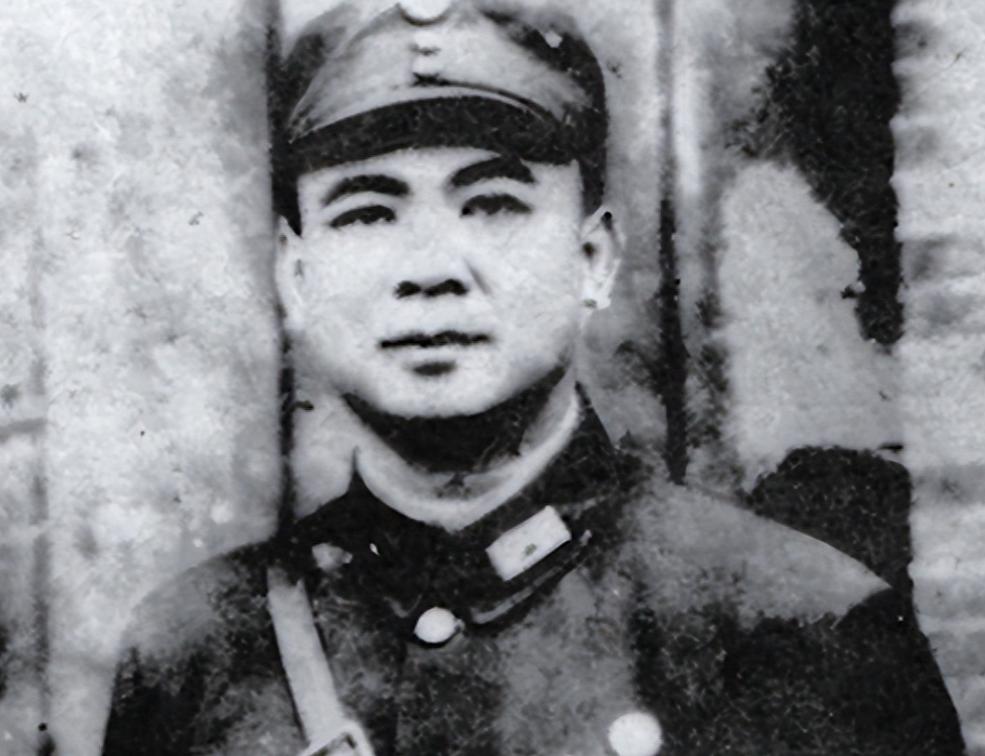 他被抬上刑场时，已病入膏肓，蒋介石却命令：“夫妻要一同伏法”

1952年4月2