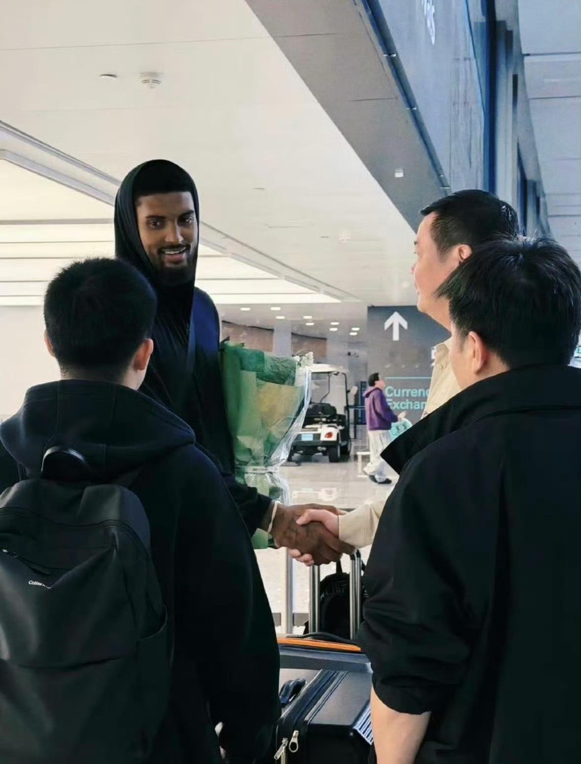 真的来了马利克威廉姆斯加盟广厦cba