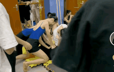 这些技师水平真差[大笑][大笑][大笑]