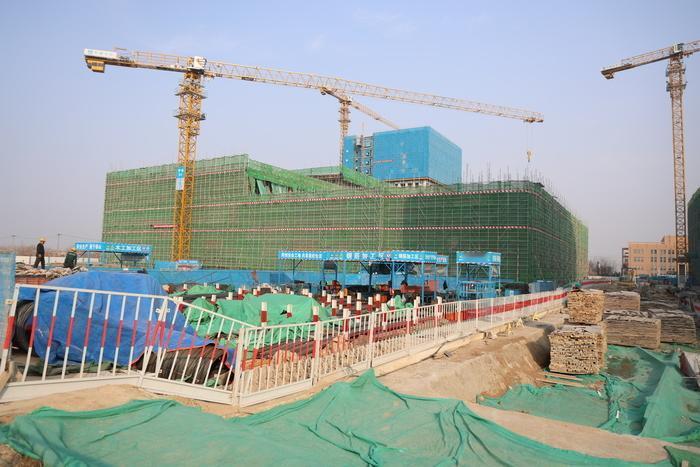 年味渐浓施工忙！济南医疗器械产业基地一期定制化厂房有望三季度投产！年味日渐浓厚，