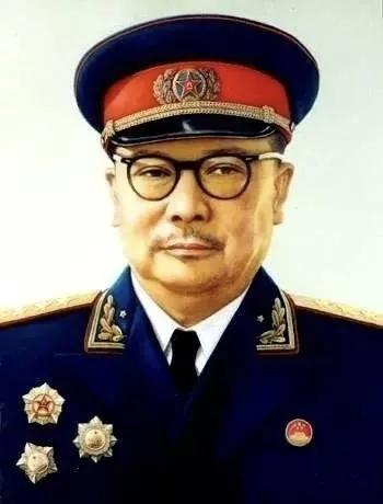 延安大管家  李克农将军


中共中央1937年1月迁延安，李克农初期担任中共中