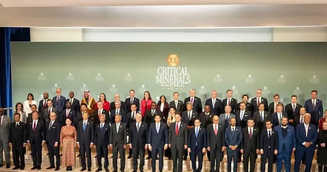 非洲矿业博弈，中美供应链正面交锋
做非洲矿业、外贸、出海的同行注意了！美国砸10