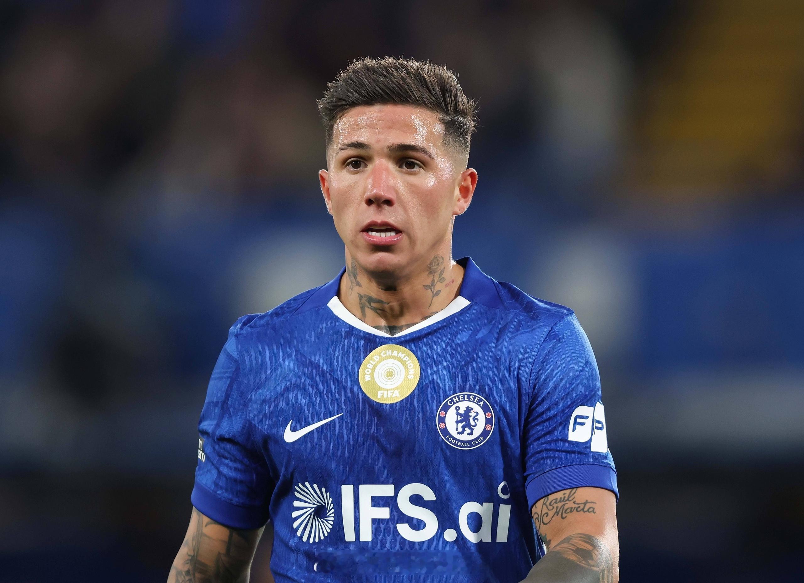 💰曼城疯狂砸钱！1亿欧拿下布阿迪，依旧有意恩佐。卖罗德里换来资金，夏窗巨额投入
