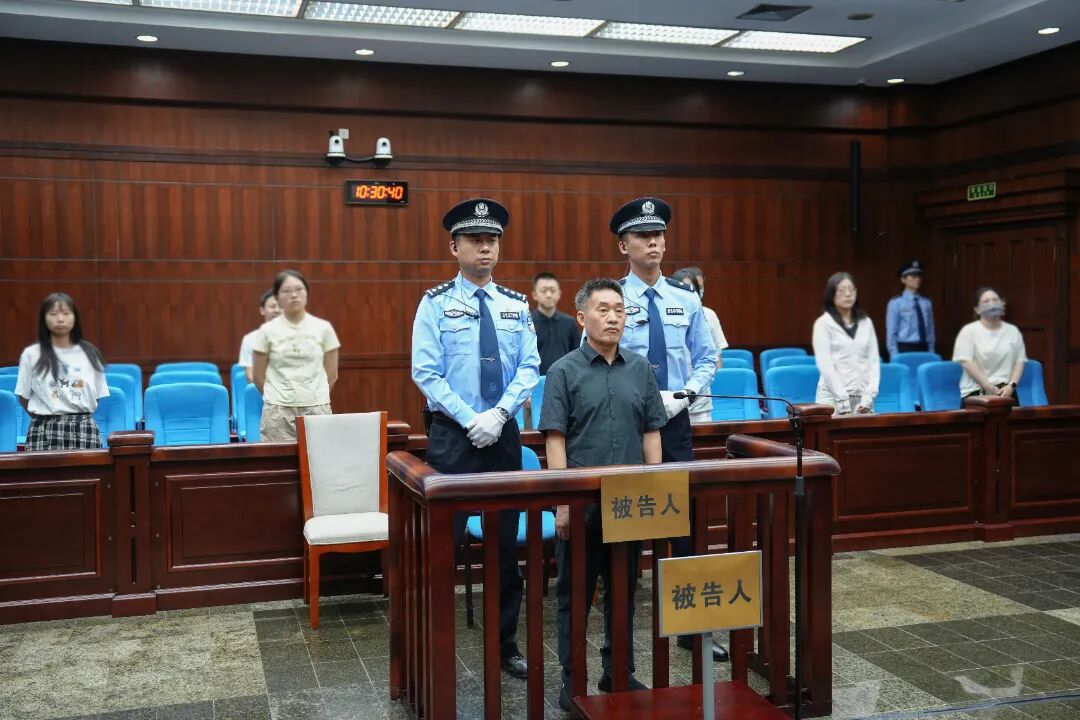 四川资阳市原市长王善平检举揭发他人，具有重大立功表现，如实供