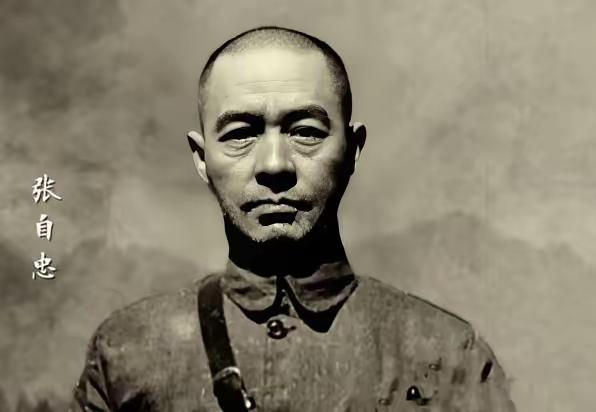 1940年，一名日本兵从自己刺死的中国将领身上，搜出一只派克钢笔，看到上面刻的名