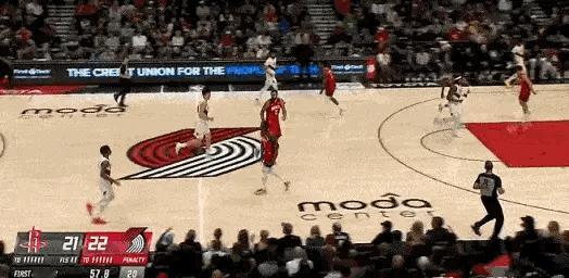 高炮台杨瀚森，如果能靠一手远投得到稳定出场时间，也可以接受。火箭vs开拓者杨瀚森