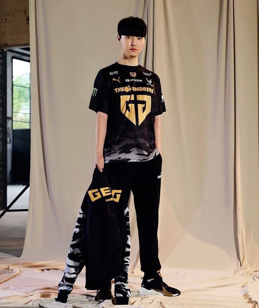 23 vs 24 vs 25 vs 26队服👇英雄联盟s16s16世界赛lck