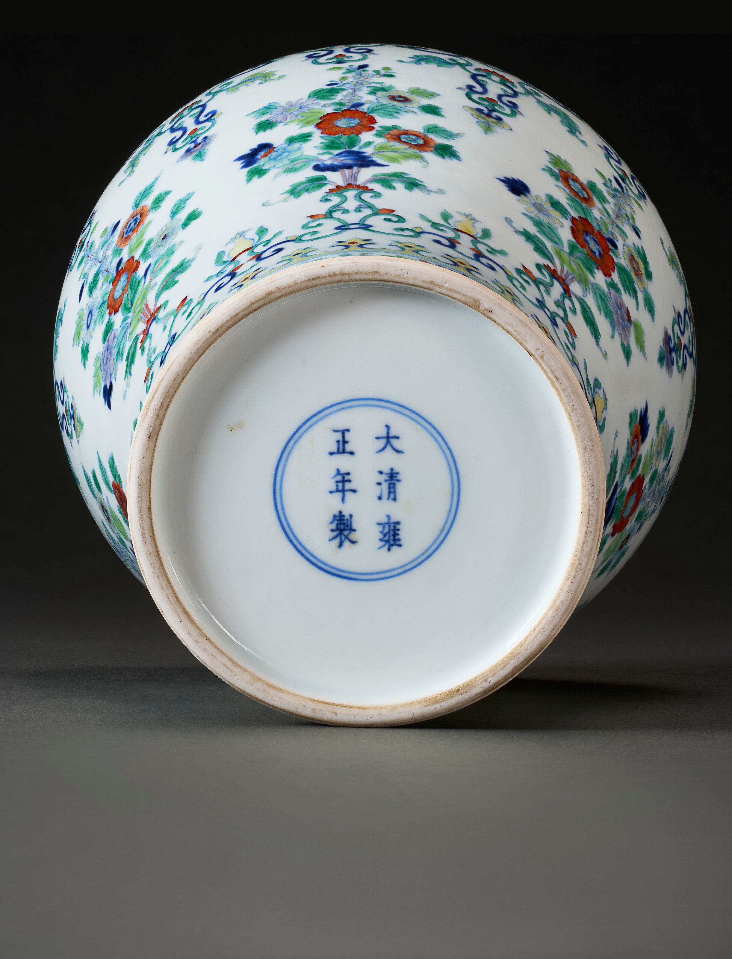 拍卖记录[超话] 佳士得纽约 2026年3月27日 重要中国艺术清雍正 鬥彩纏枝