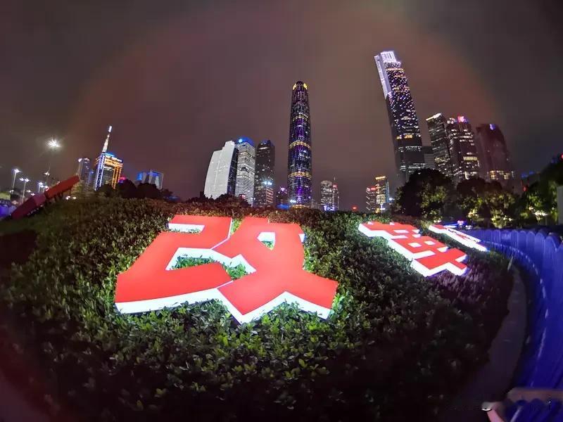 改革开放这记关键大招，盘活中国也点亮全球。海量市场、基建红利、发展新思路双向共享