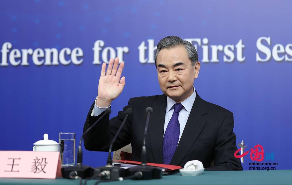 王毅外长亮明态度，台湾只称“中国台湾省”，不再允许任何模糊说法！
现在的国际舆论