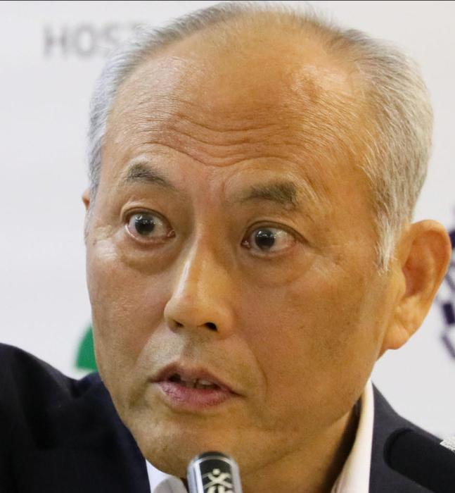 日本著名专家舛添要一又出来批评高市早苗了！

就在1月10日，针对近期闹得沸沸扬