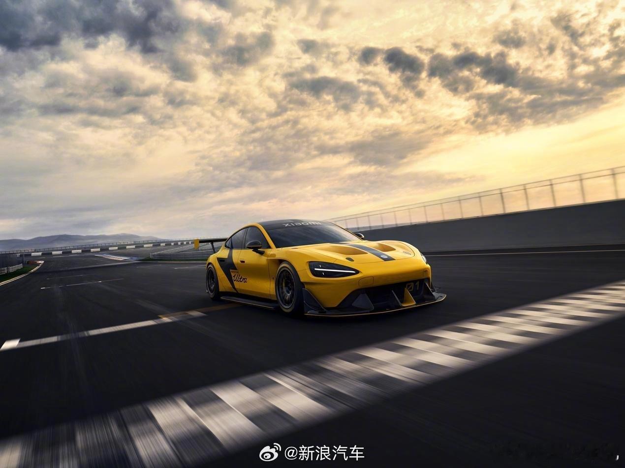 #四门车极速能有多快##汽场全开# 在雷总 2024年度演讲的震撼中，小米SU7