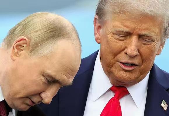 关于美国总统特朗普向乌克兰提出的28项和平方案，俄罗斯总统普京21日表示，只有在