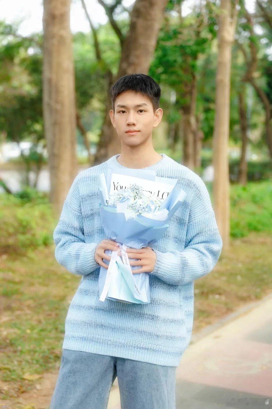 创亚2主题曲回忆鲨到我了  创4的老熟人们，你们还是那么的优秀，那么的闪耀！ 