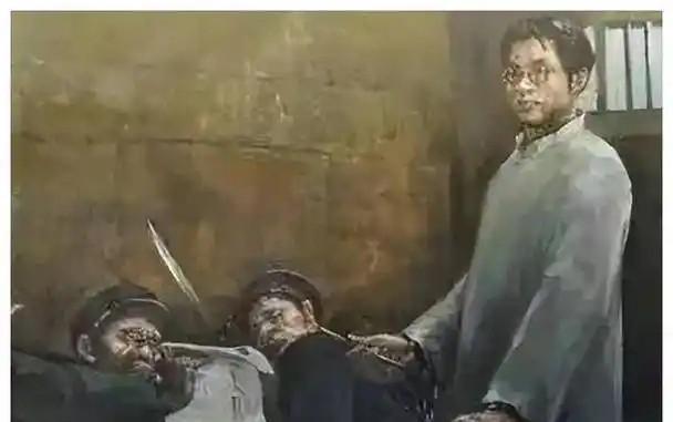 1925年，军阀孙传芳杀了一个六旬老汉，还让人把他的脑袋挂在电线杆上，阴笑着说：