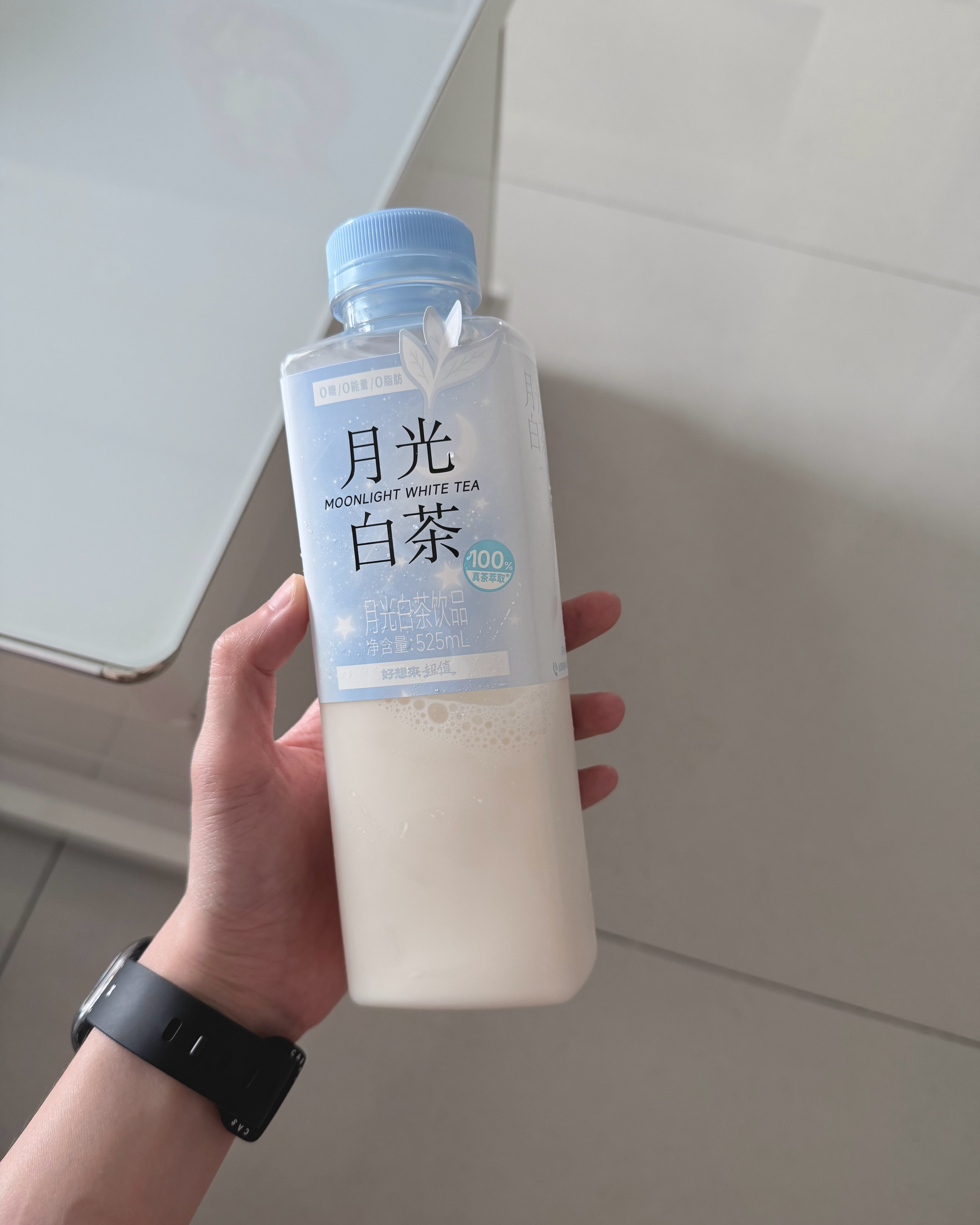 好想来新品龙井春茶和月光白茶兑牛奶秒变无糖奶茶good