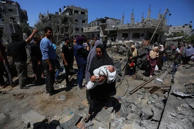 世界上人口增长最快的十个国家

人口增长是全球人口格局变化的核心信号，受生育率、