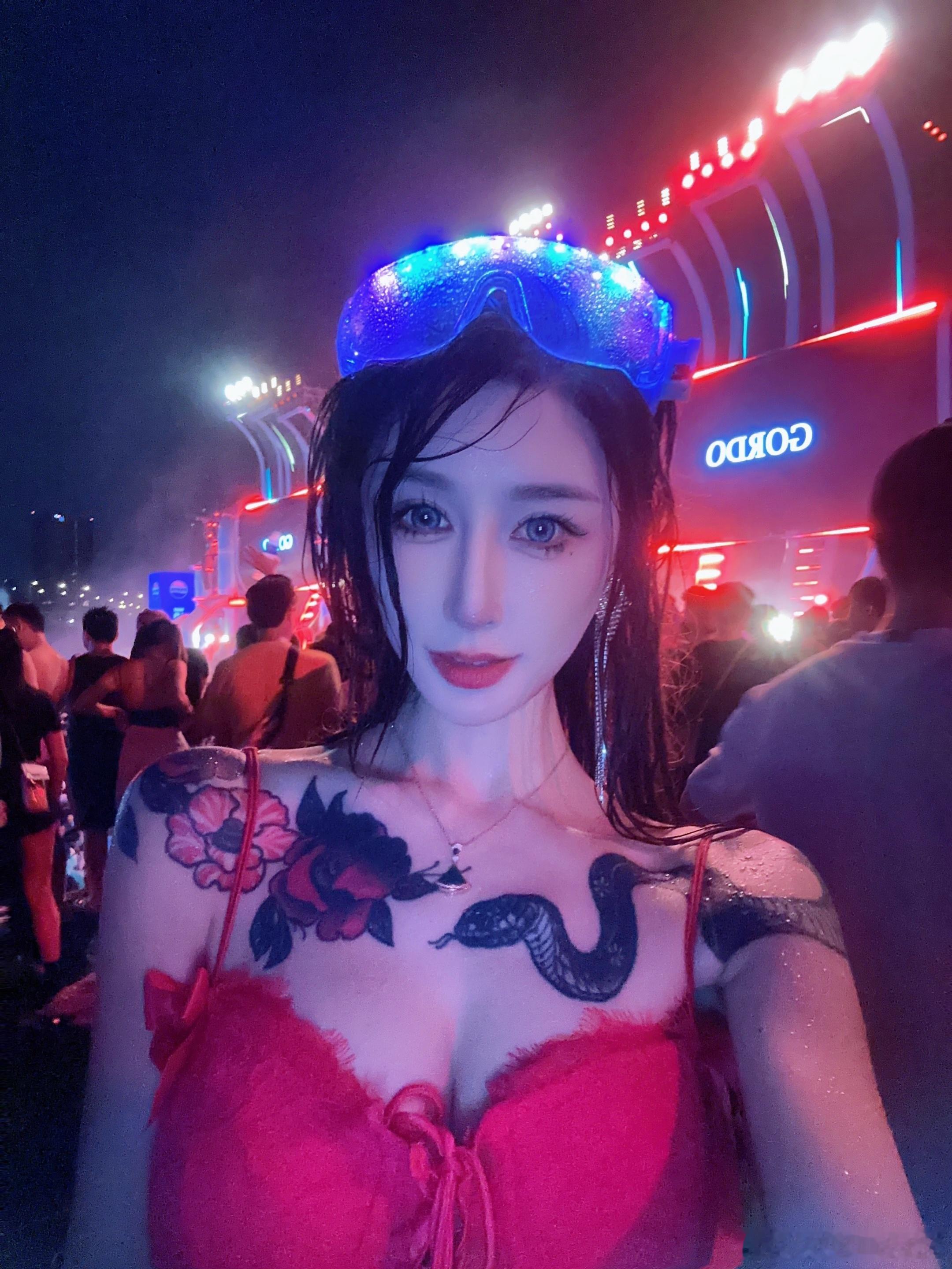 嗨森哦🤟🏾  ​​​