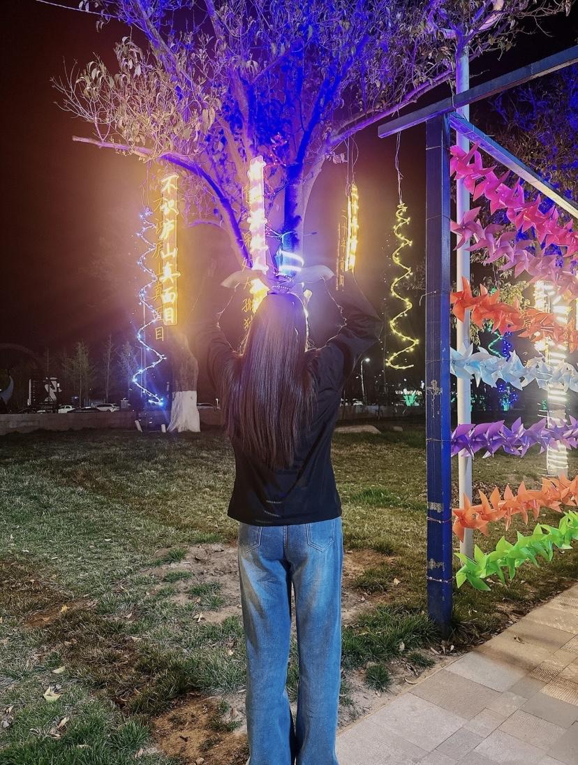 补发一下“女神节”的动态
三月春风，如约而至，虽然还有很浓重的丝丝凉意，但温暖始