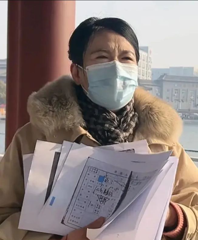 在1月13日，许敏开启了人生了第二次直播带货，在直播间发生了一个有趣的小插曲，那...