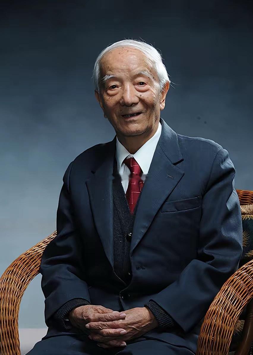 我的天！大人物怎么扎堆去世？昨天是郭兰英和朱公，今天竟然又传来噩耗，“两弹一星”