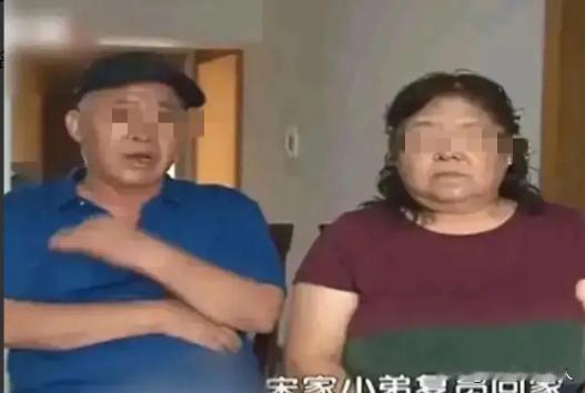“在金钱面前，亲情都是假的！”北京，3个儿子每人出资5万，给父母买房养老，父母去