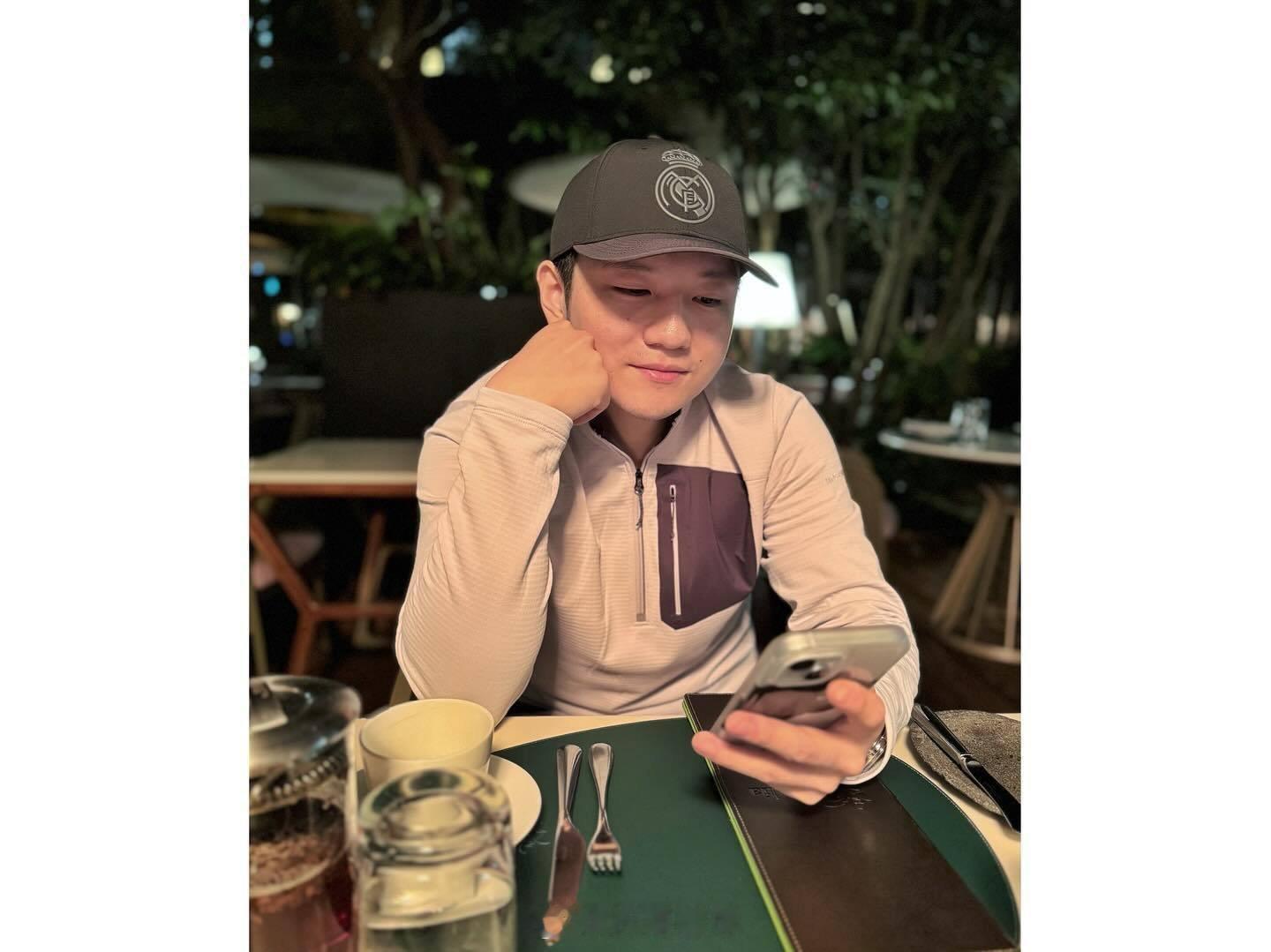 樊振东比耶照  不可磨灭indelible!  
