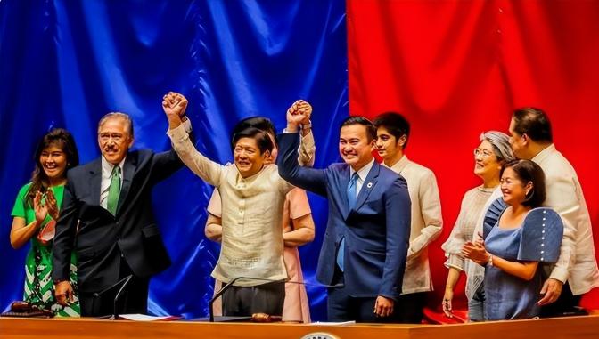 菲律宾这回真撑不住了。

其实根本不是什么良心发现，纯粹是家里揭不开锅了。今年一