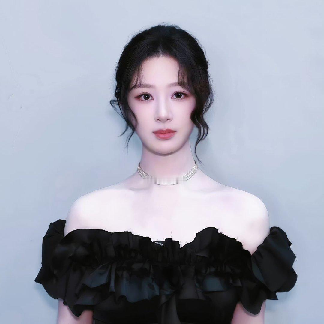 杨紫  yz杨紫董竹君yz杨紫玉兰花开君再来我有两个可爱之处你知道吗？一个是我很