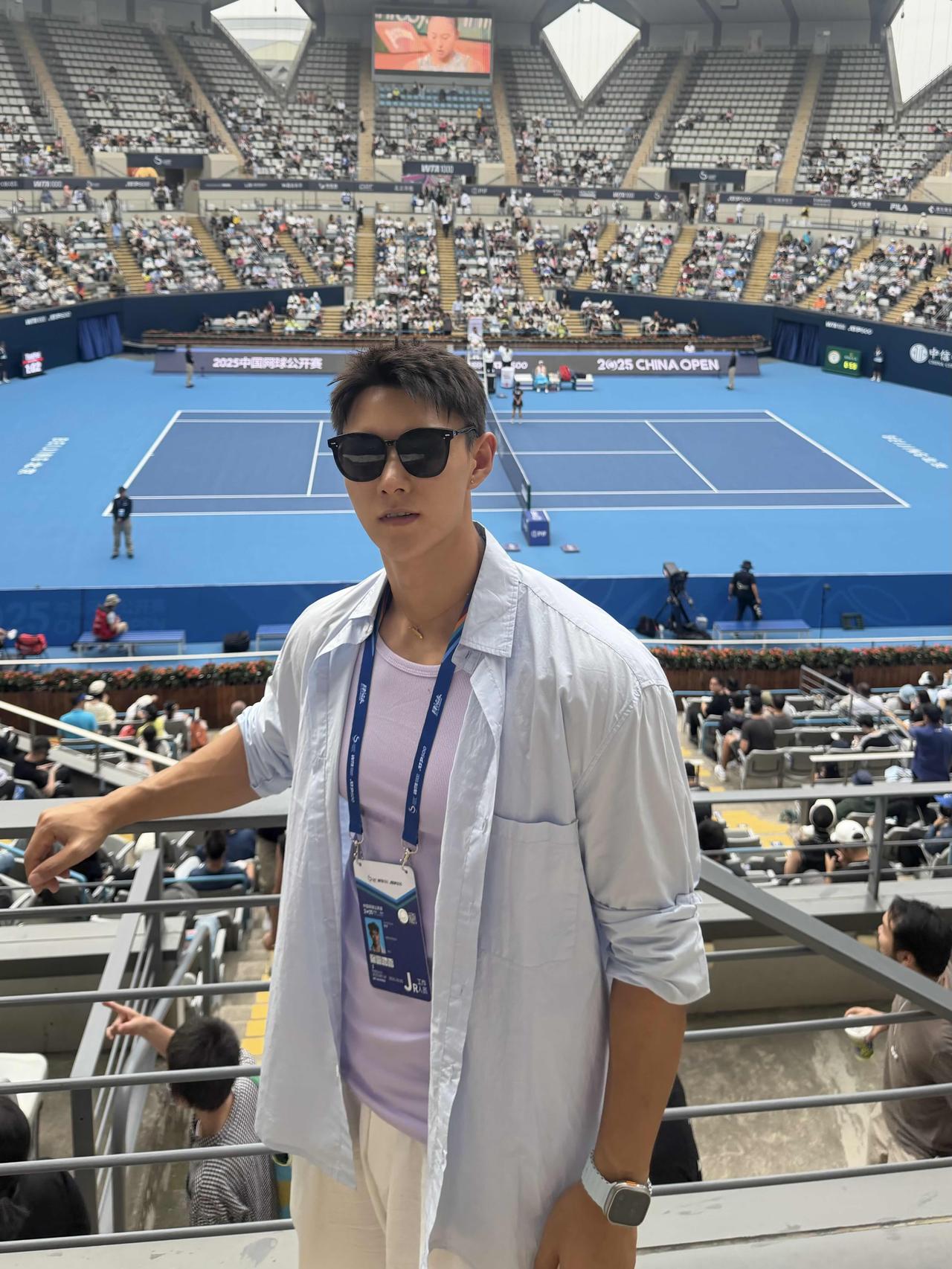 中网赛季来啦🎾
陈海诺 经常运动的人有多热爱自己? 你能一直把健身坚持下去吗 