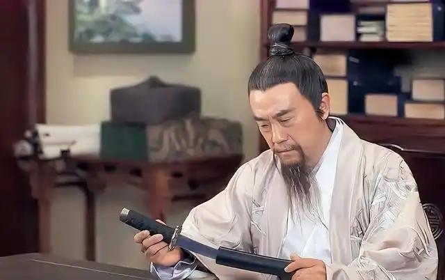朱元璋杀了刘伯温，为何朱棣要杀掉刘伯温的儿子？原因只有一个字。要给明朝的文官排个