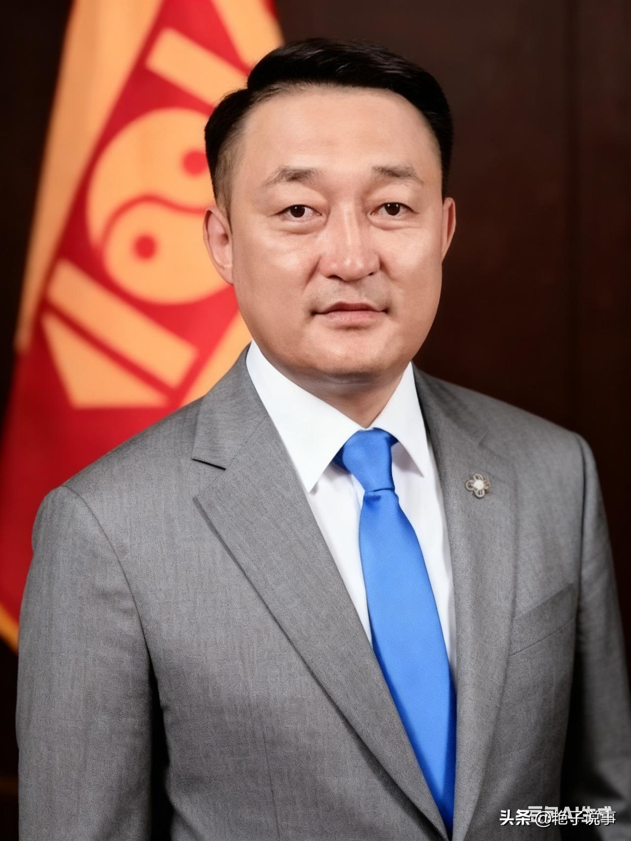 蒙古国于9月28日正式宣布，阿玛尔巴伊斯格楞当选执政党蒙古人民党主席。
这一消息