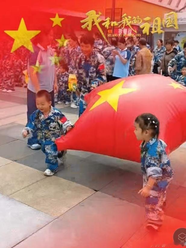 🇨🇳诚诚幼儿园军事主题亲子运动会昨天在鹤壁万达广场举行！场面
精彩，氛围感拉