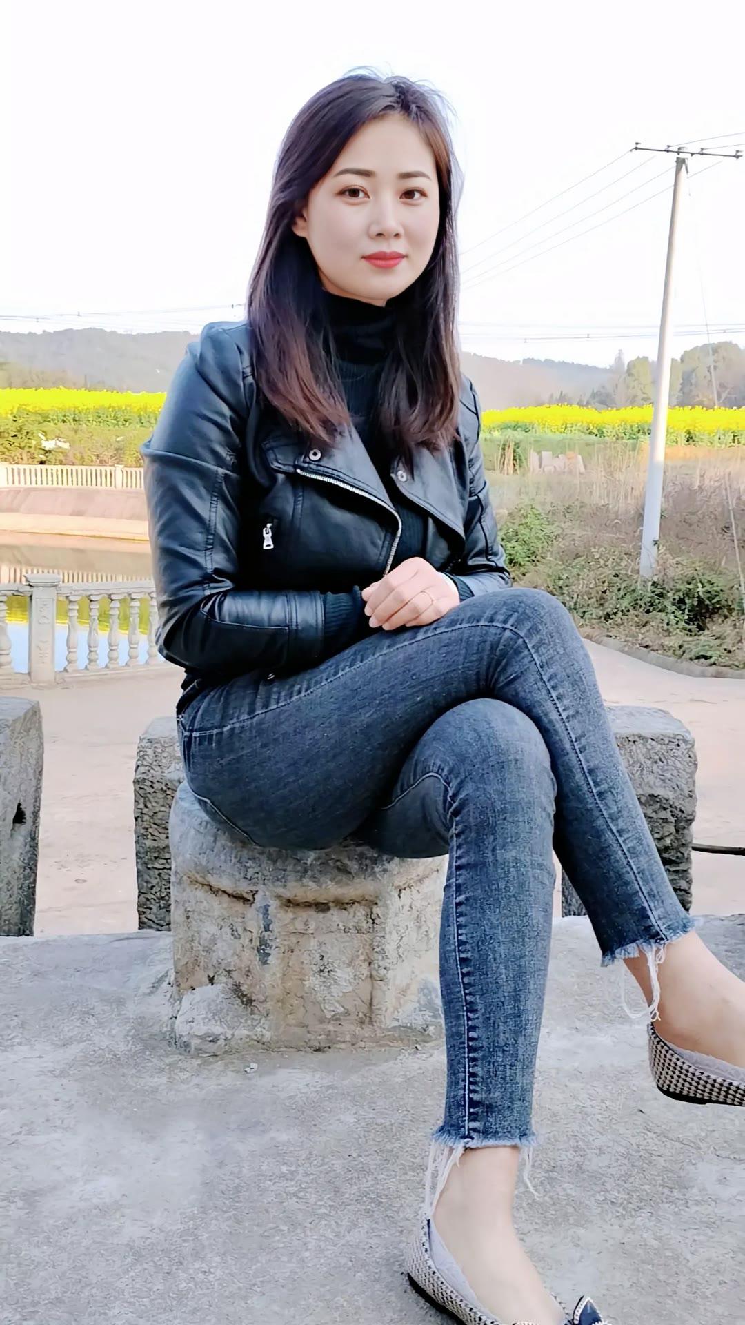 世间万物皆有裂痕，那是光照进来的地方。