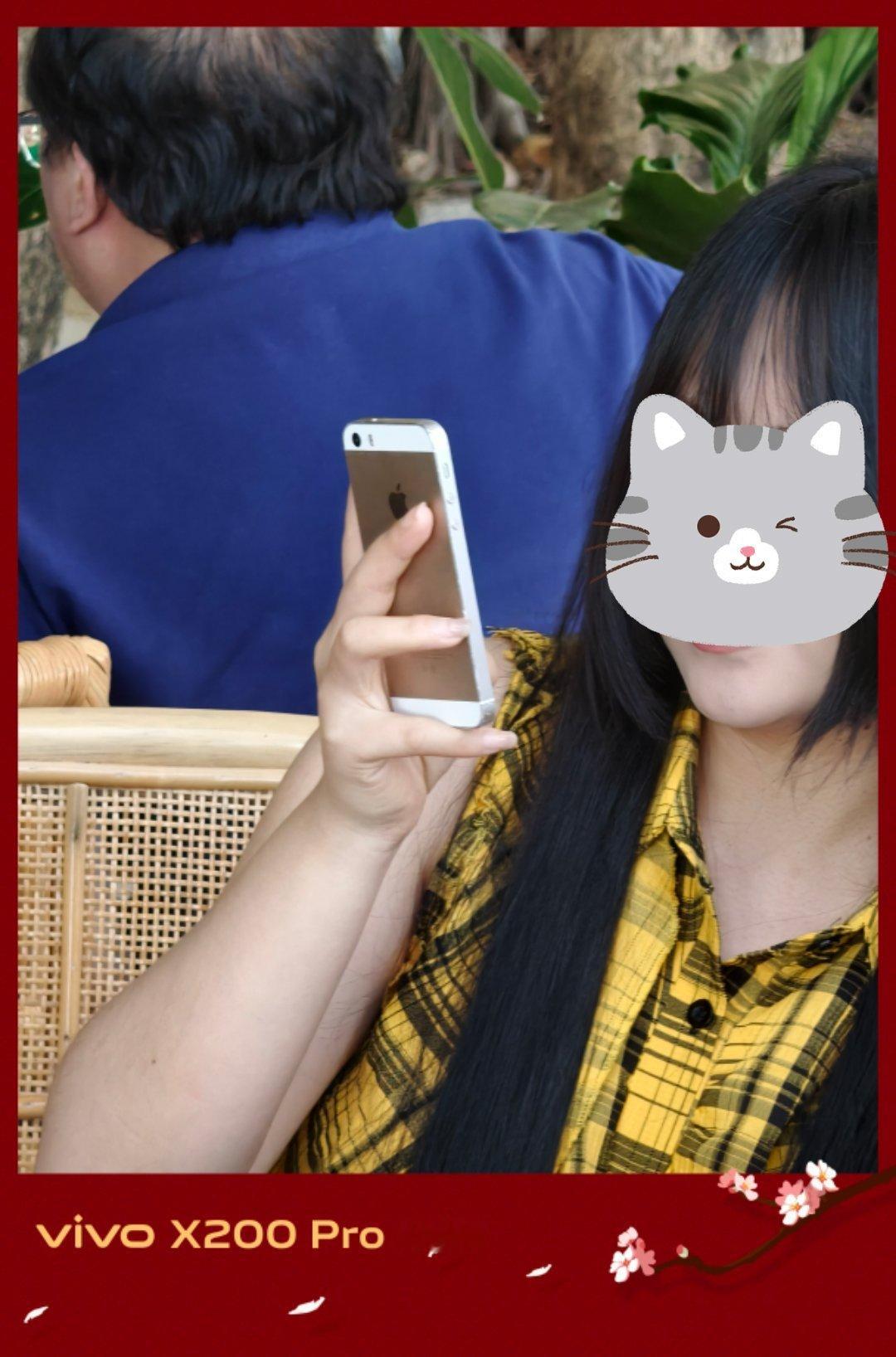 我整个人要麻了！外国人用的这事iPhone那代啊？ 