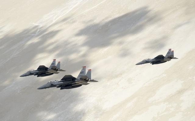 3架美国战机被击落，特朗普：“小意外”美国总统特朗普
当地时间24日在白宫椭圆形