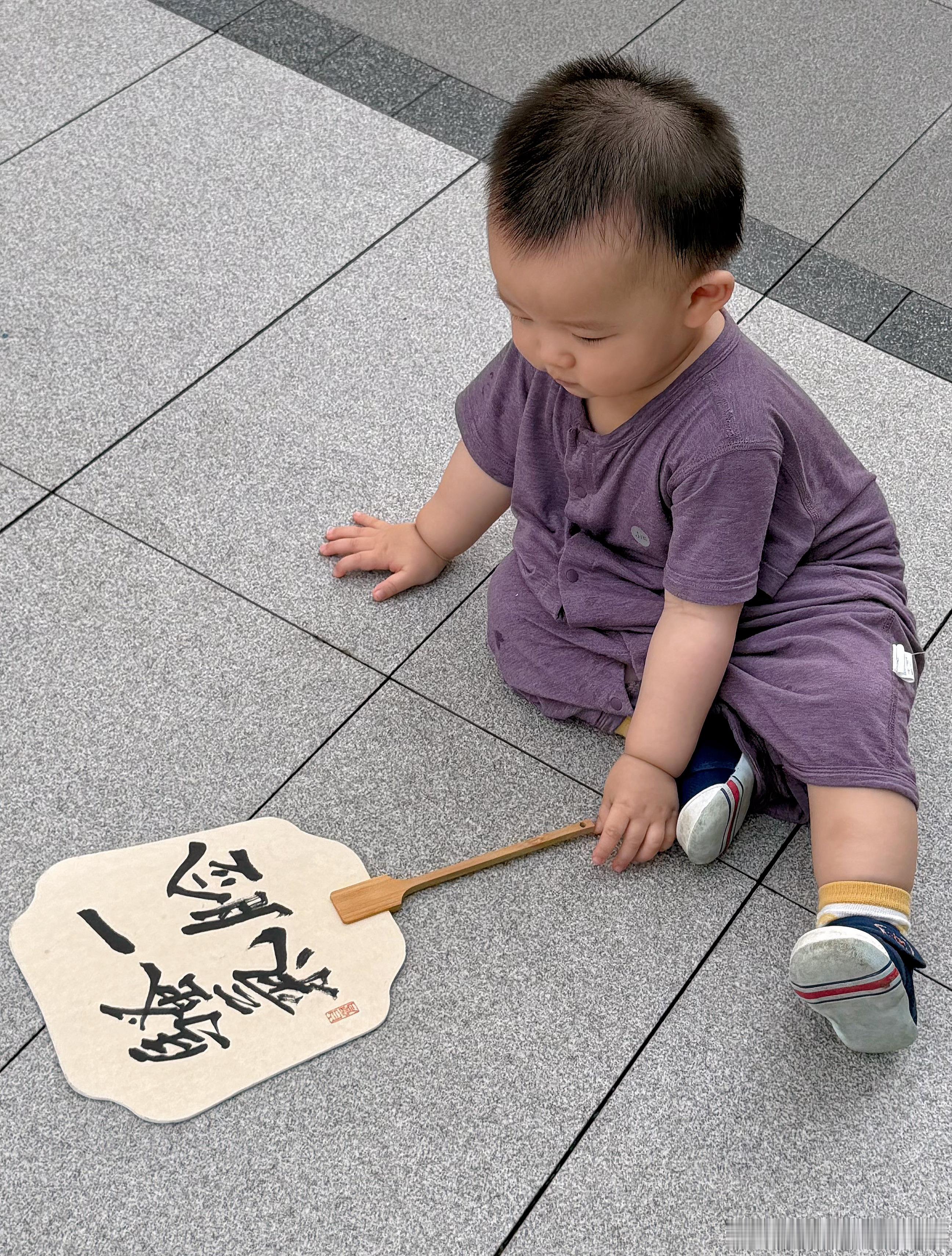 下雨天我只能放那个女孩鸽子了。 