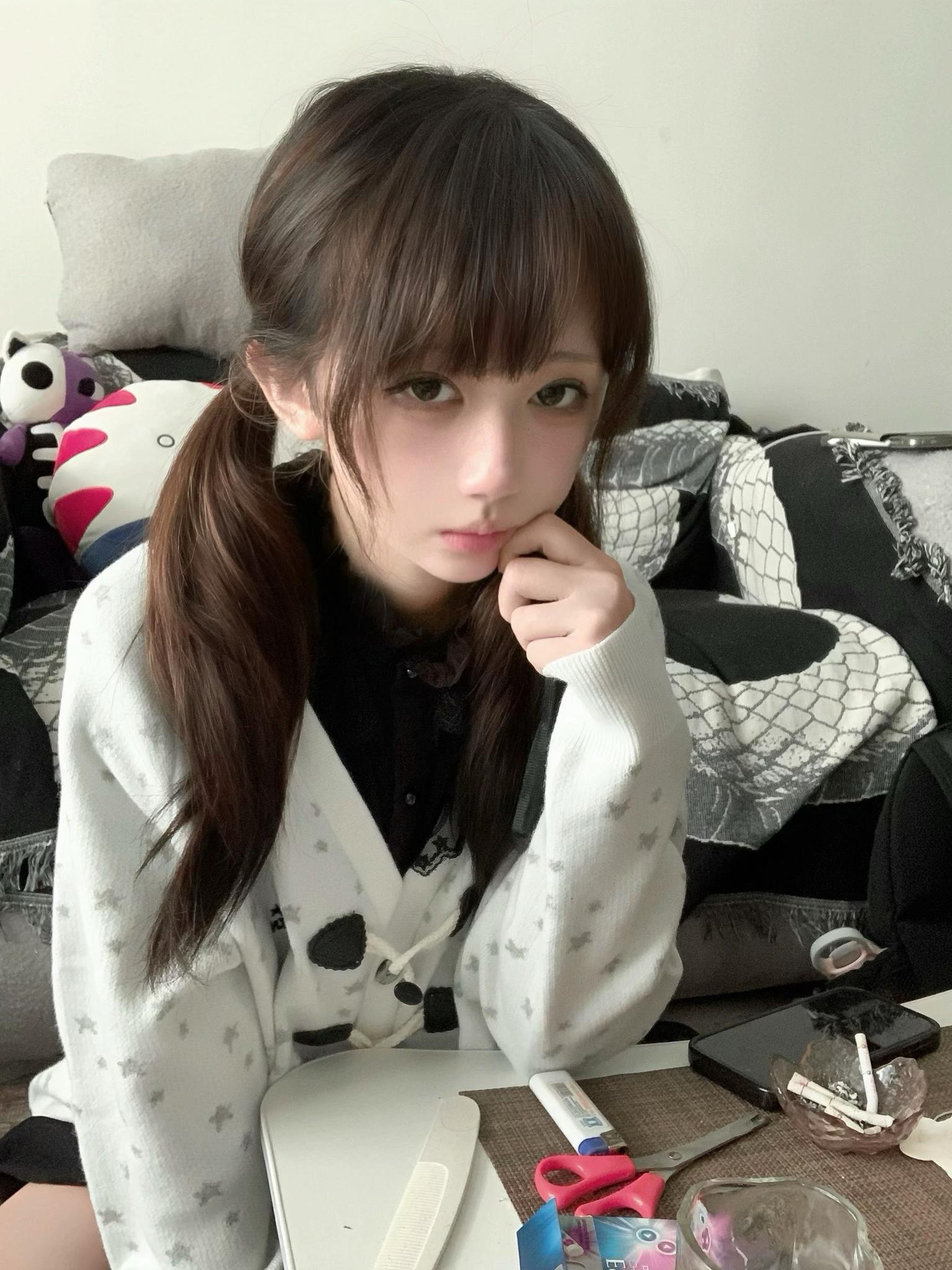你对我来说是宇宙，但我对你来说是一颗星吗