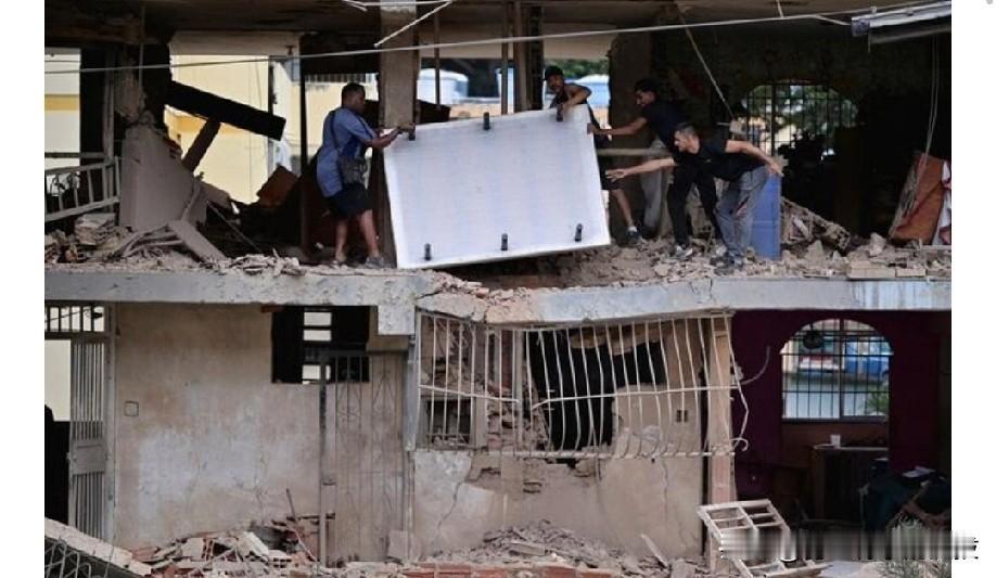 委内瑞拉房屋在美国攻击中被摧毁，没有官方数据显示死亡人数

1月4日(路透社)-