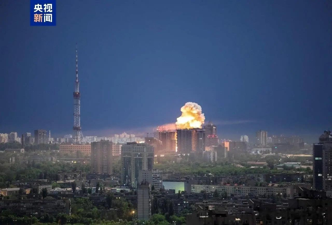 俄罗斯对乌克兰全境发动大规模袭击
6月2号，中国新闻社消息，俄罗斯国防部通报，俄