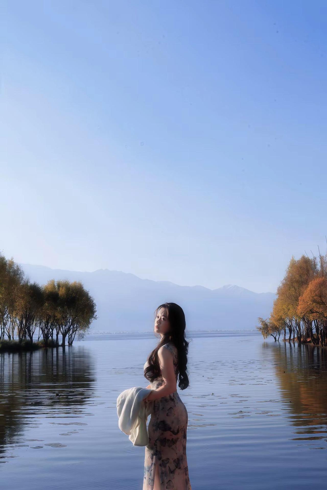 我自千万貌，你所见不过一二