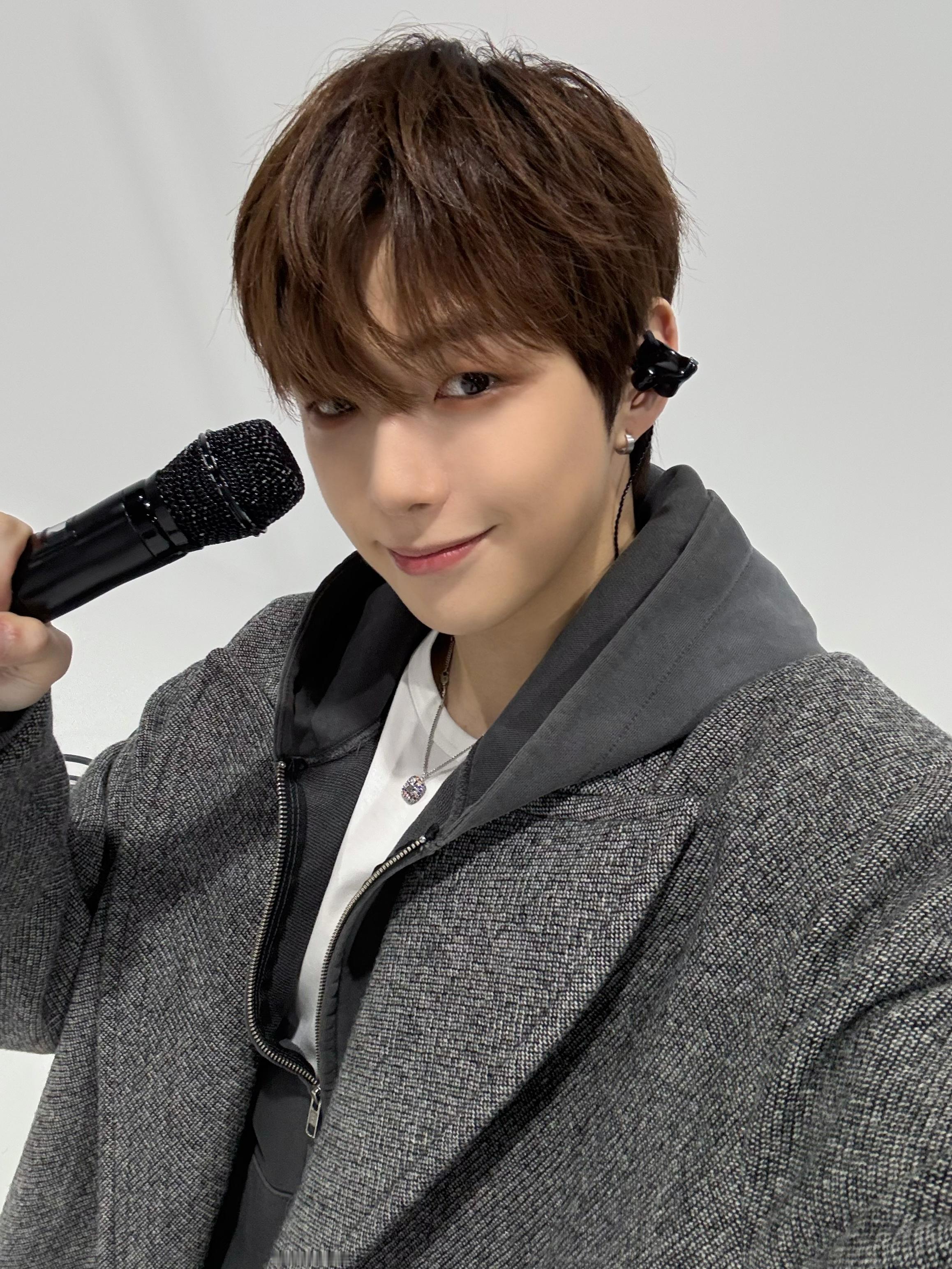 姜丹尼尔[超话]  📷260910 官X [NielDrive] 🎤✨🖤 
