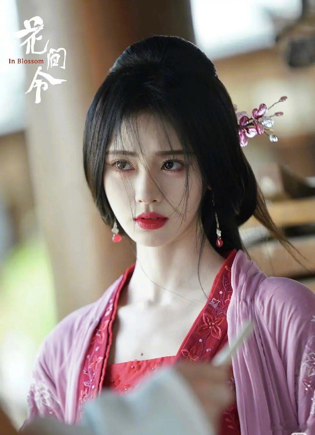 鞠婧祎、田曦薇“恶女”角色定位妆造，能get到谁～ 