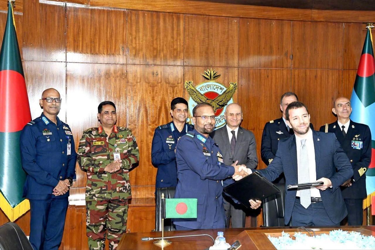 看上了欧洲的“奢侈品”，不买歼10C了？昨天孟加拉国空军在达卡空军总部与意大利莱