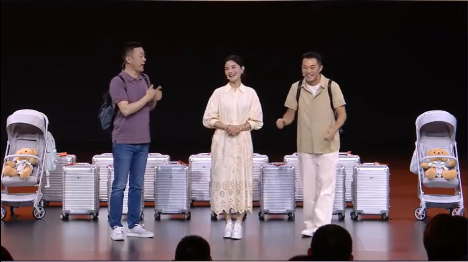 李斌沙溢PK带娃 李斌和沙溢要通过新车来比拼带娃技能，安全座椅安装、婴儿车摆放、
