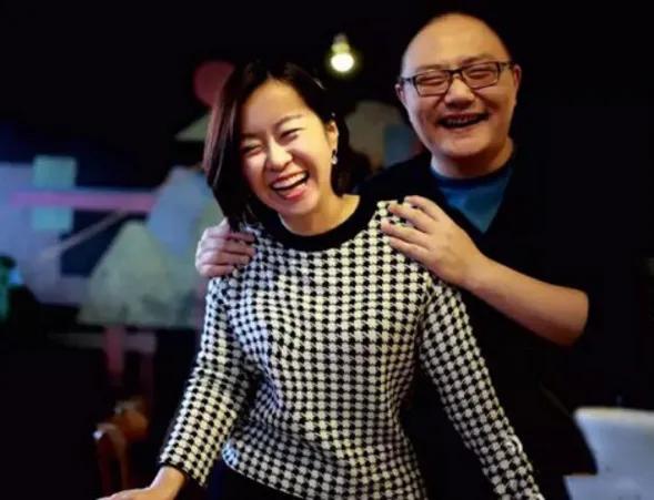 一次，罗振宇对面试者说：“来我这面试的人，要么名校毕业要么能力超强，你凭啥拿着一
