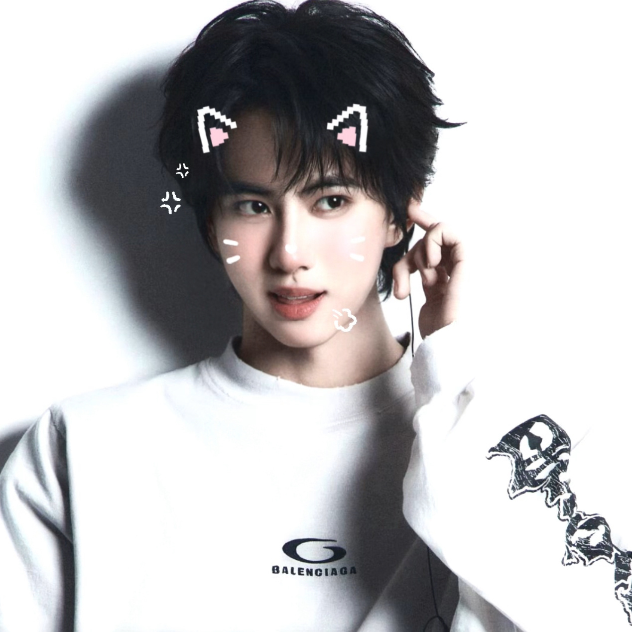 是小猫么宝宝🐱 