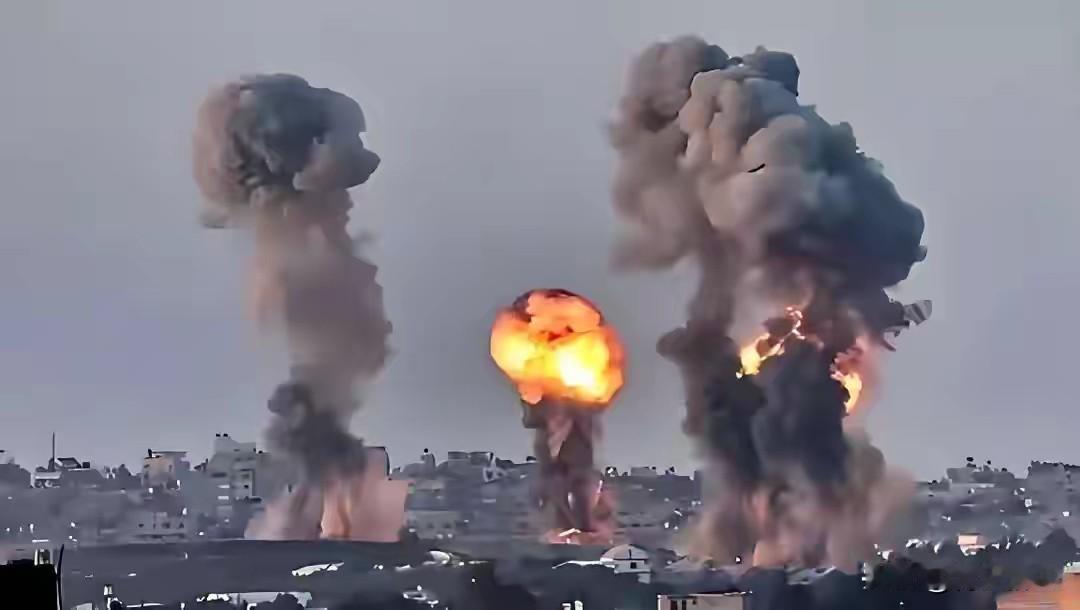 俄军发射百枚导弹,乌克兰19座变电站被炸瘫痪,泽连斯基松口选举。12月8日，乌克